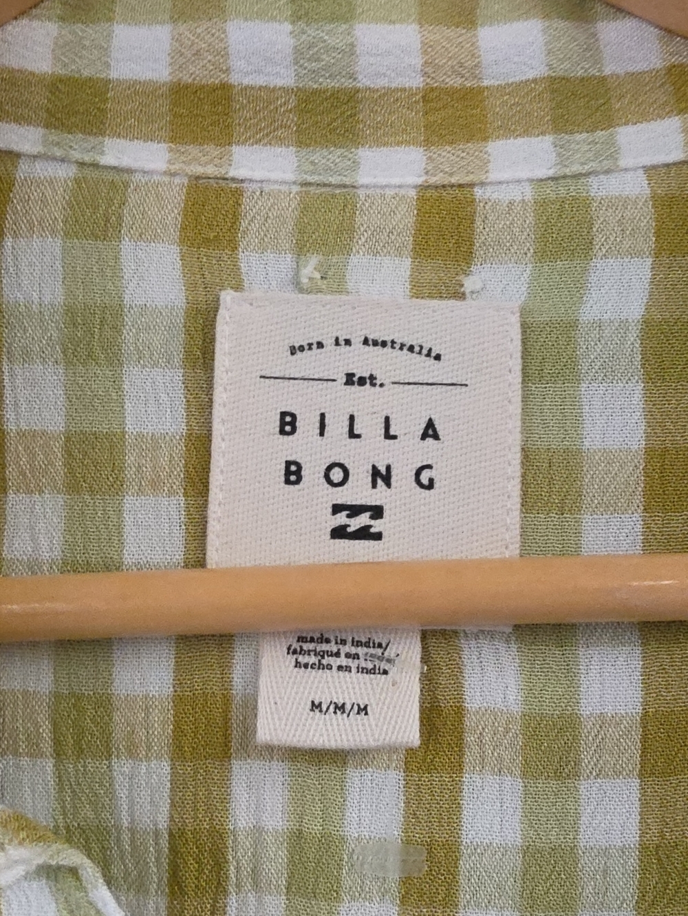 NWT,"SWELL BLOUSE AND SHORTS SET", BY BILLABONG" 💚💛 - Picture 7 of 16